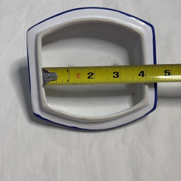 Floral Ceramic Lid. Brand Unknown - Picture 3 of 6